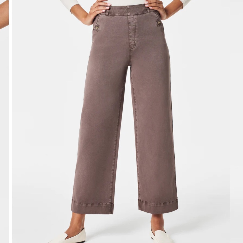 SPANX® Stretch Twill
Cropped Pant Petite Small XS